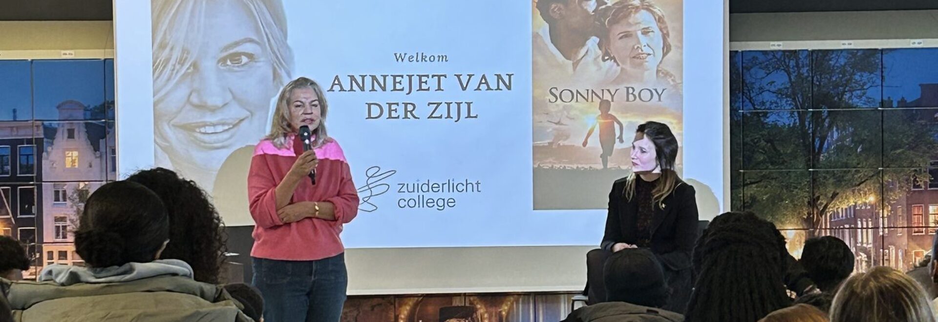 Annejet van der Zijl vertelt op Zuiderlicht College over Sonny Boy
